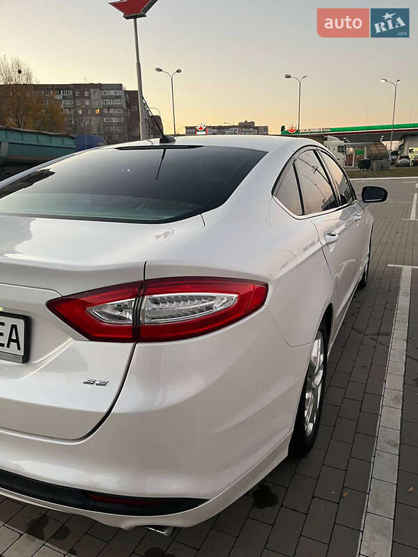 Седан Ford Fusion 2012 в Сумах