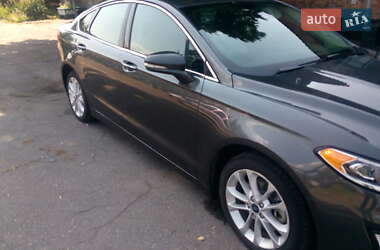 Седан Ford Fusion 2019 в Кременчуге