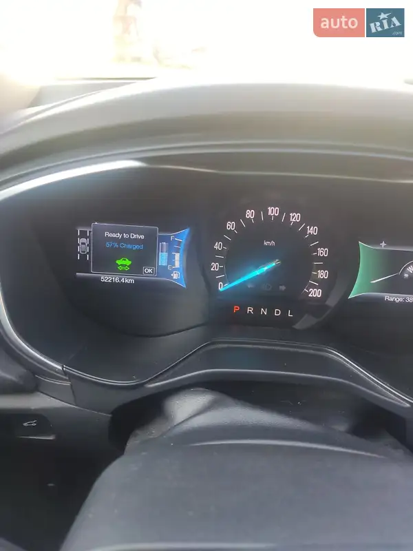 Седан Ford Fusion 2019 в 