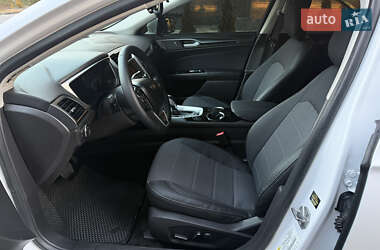 Седан Ford Fusion 2013 в Полтаві