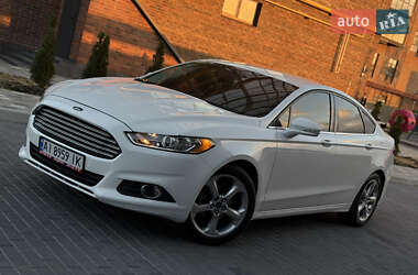 Седан Ford Fusion 2013 в Полтаві