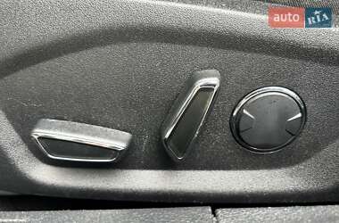 Седан Ford Fusion 2018 в 