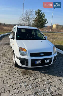 Седан Ford Fusion 2007 в Жовкве