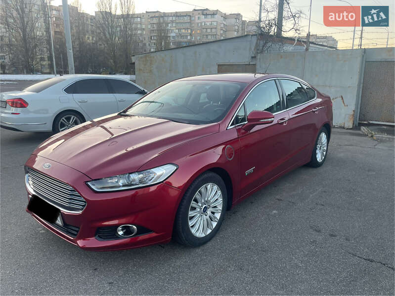 Седан Ford Fusion 2013 в Киеве