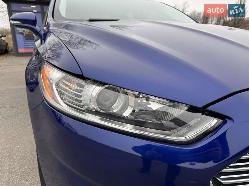 Седан Ford Fusion 2014 в Днепре