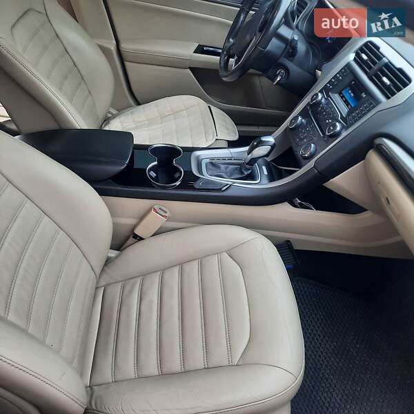 Седан Ford Fusion 2014 в Запорожье