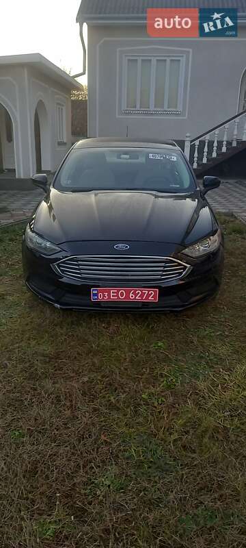 Седан Ford Fusion 2017 в Черновцах