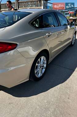 Седан Ford Fusion 2018 в Одессе