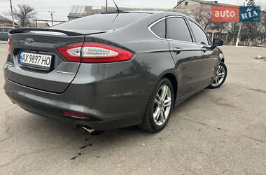 Седан Ford Fusion 2015 в Харкові