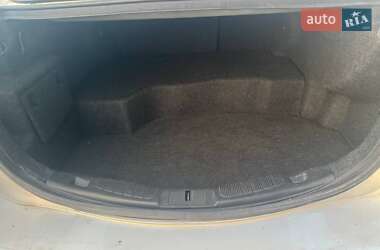 Седан Ford Fusion 2019 в 