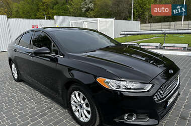 Седан Ford Fusion 2015 в Обухове