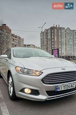 Седан Ford Fusion 2013 в Ірпені