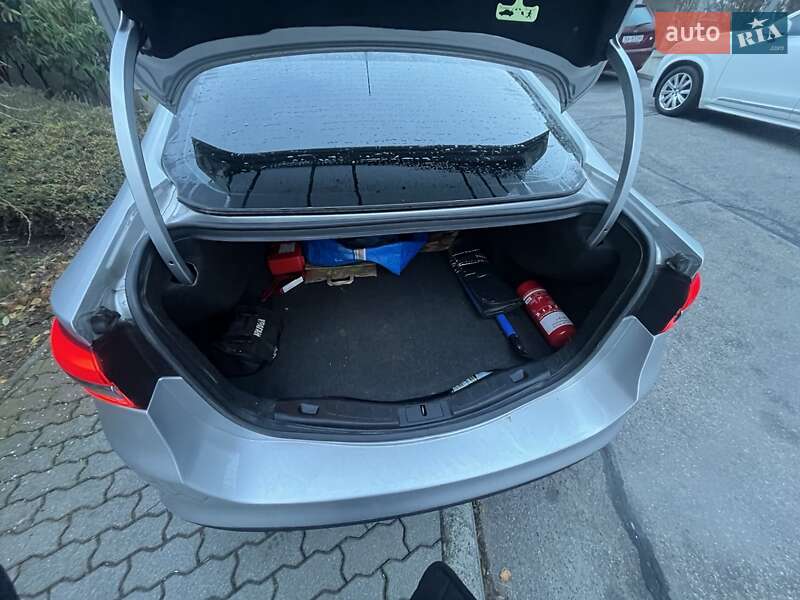 Седан Ford Fusion 2016 в Киеве