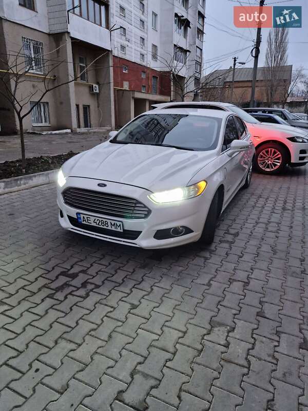 Седан Ford Fusion 2015 в Белгороде-Днестровском