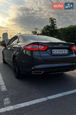 Седан Ford Fusion 2015 в Києві