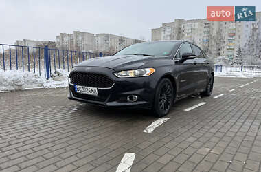 Седан Ford Fusion 2014 в Дрогобыче