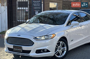 Седан Ford Fusion 2015 в Одесі