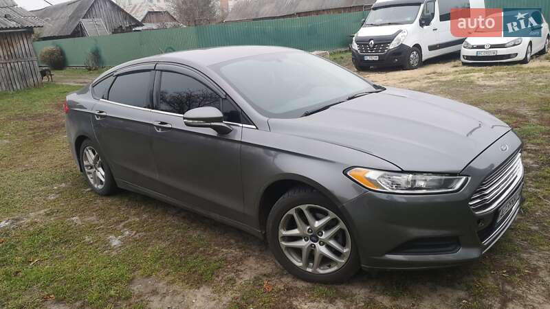 Седан Ford Fusion 2012 в Камне-Каширском