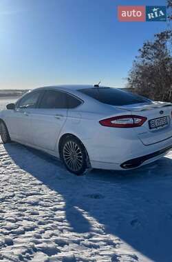 Седан Ford Fusion 2015 в Южноукраїнську