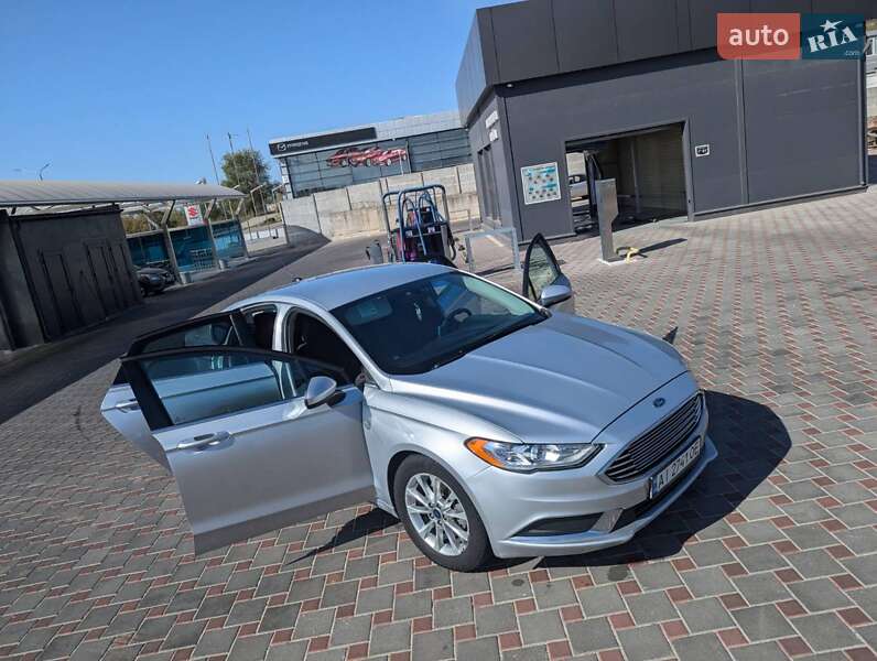 Седан Ford Fusion 2016 в Харкові