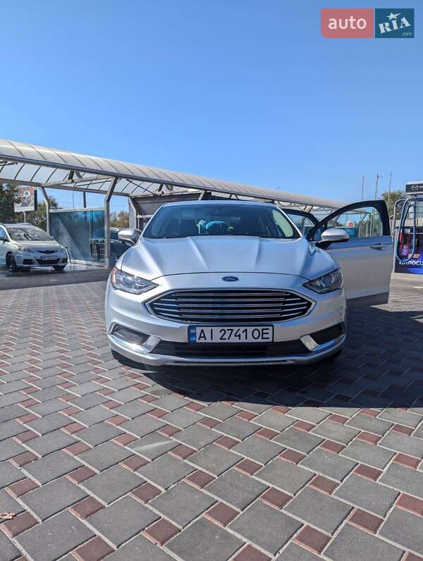 Седан Ford Fusion 2016 в Харкові