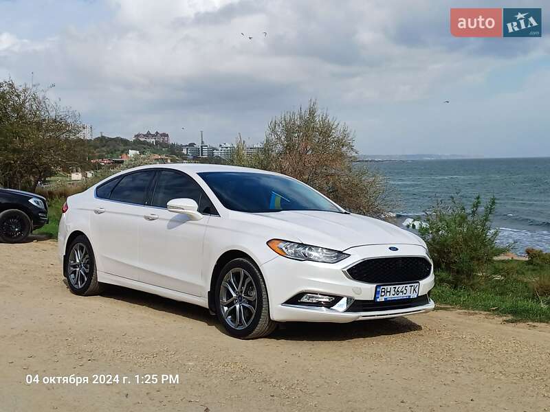 Седан Ford Fusion 2017 в Великодолинском