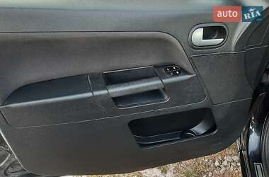 Хэтчбек Ford Fusion 2009 в 