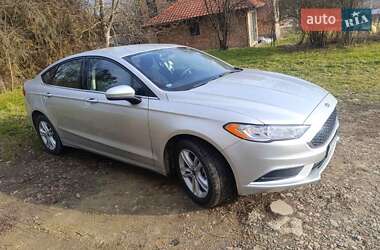 Седан Ford Fusion 2017 в Чернівцях