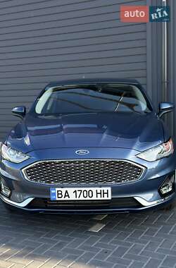 Седан Ford Fusion 2019 в Кропивницком