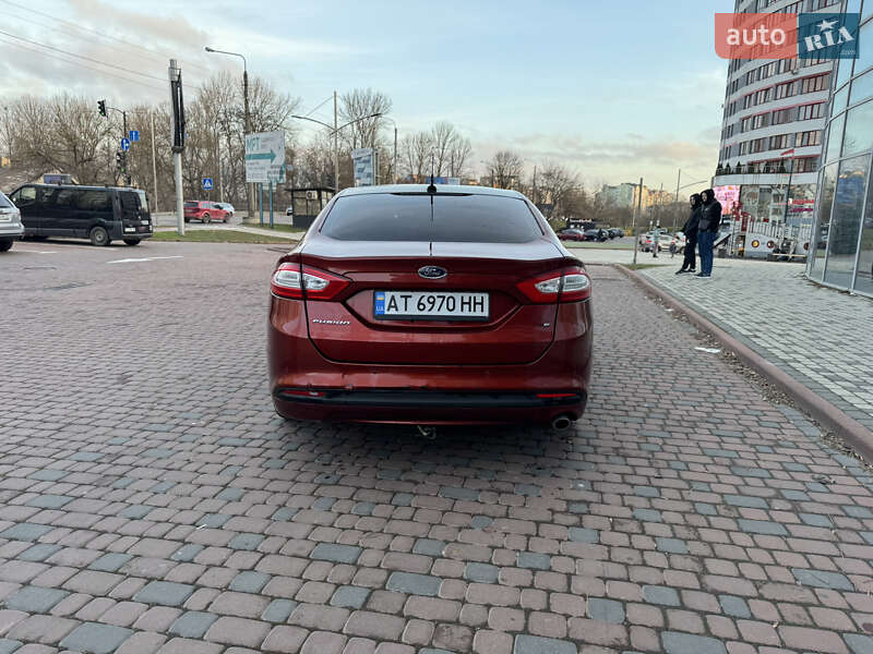 Седан Ford Fusion 2013 в Івано-Франківську