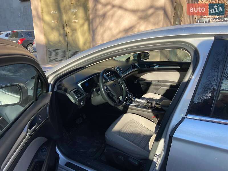 Седан Ford Fusion 2016 в Ивано-Франковске
