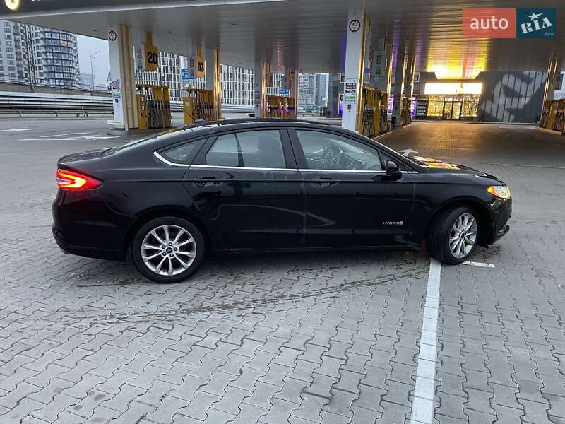 Седан Ford Fusion 2016 в Киеве фото 4 Седан Ford Fusion 2016 в Киеве