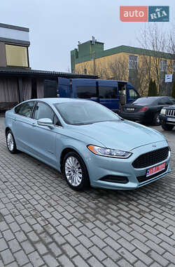 Седан Ford Fusion 2014 в Рівному