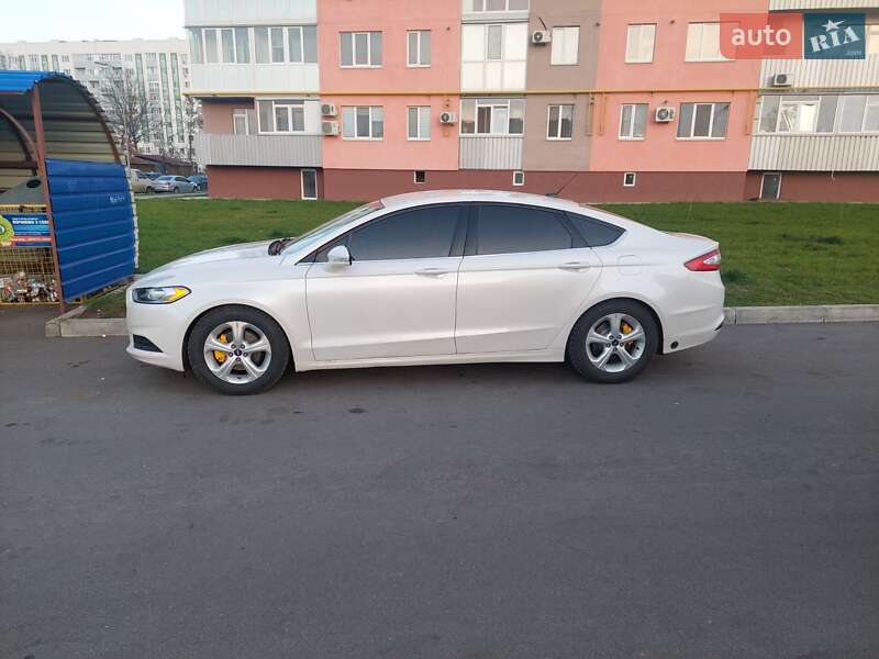 Седан Ford Fusion 2015 в Полтаве