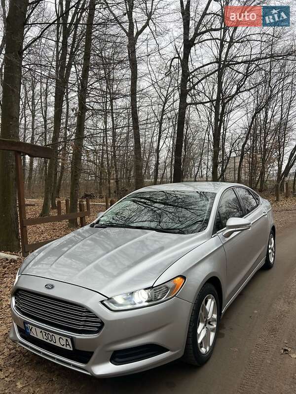 Седан Ford Fusion 2013 в Вінниці
