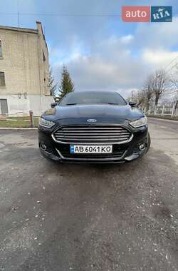 Седан Ford Fusion 2014 в 