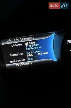 Седан Ford Fusion 2013 в 