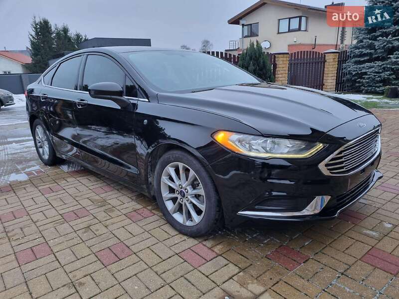 Седан Ford Fusion 2017 в Івано-Франківську