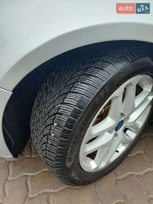 Седан Ford Fusion 2015 в Николаеве