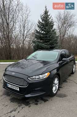 Седан Ford Fusion 2013 в Павлограді