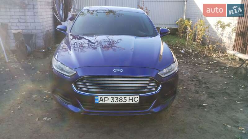 Седан Ford Fusion 2013 в Новомиколаївці