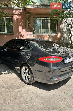 Седан Ford Fusion 2014 в Днепре