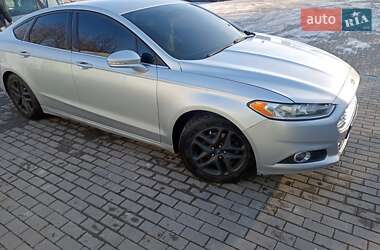 Седан Ford Fusion 2012 в Львове