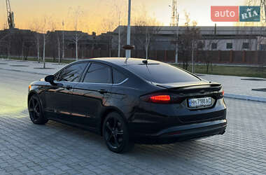 Седан Ford Fusion 2015 в Измаиле