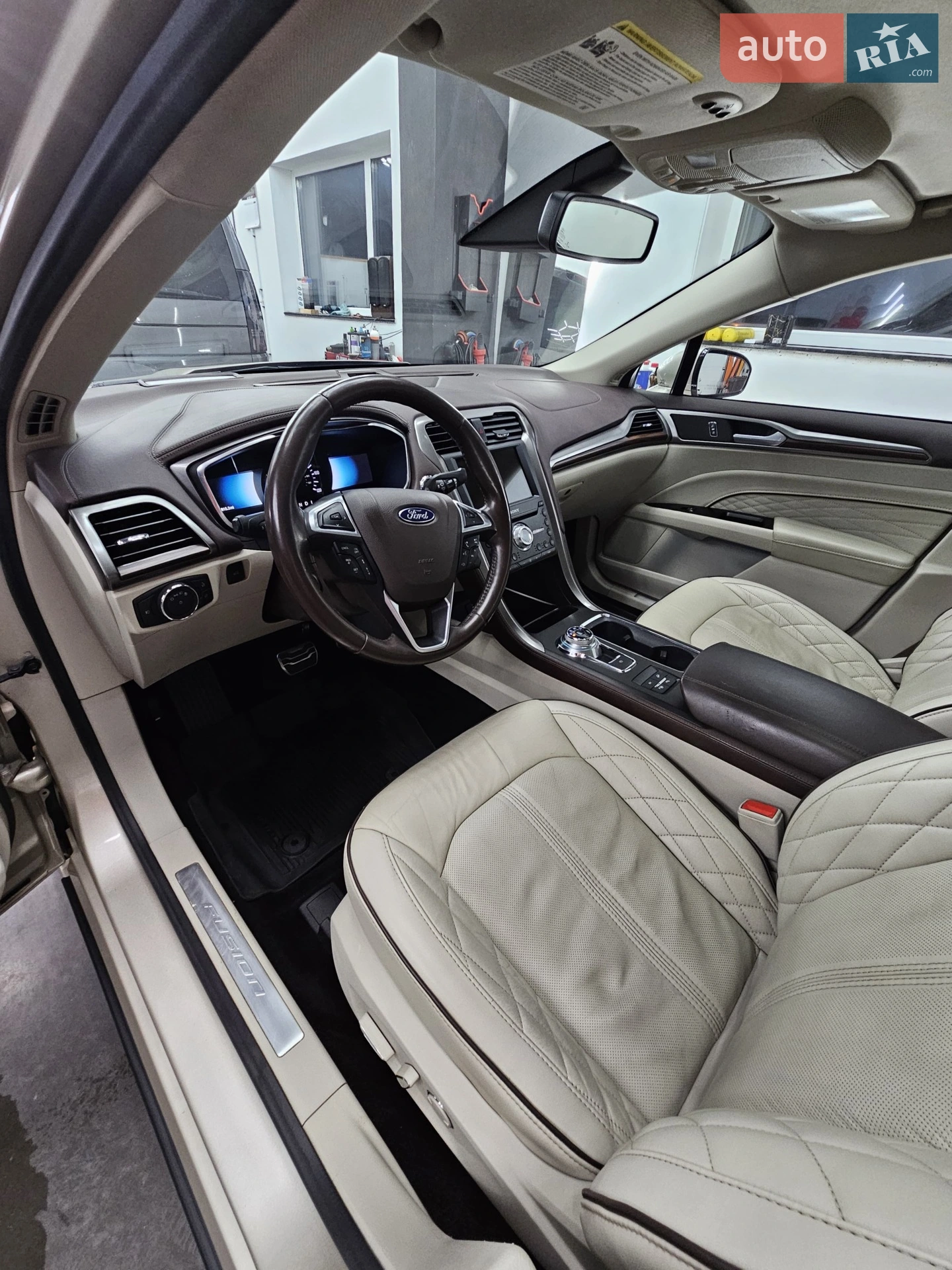 2016 Ford Fusion - мініатюра 30