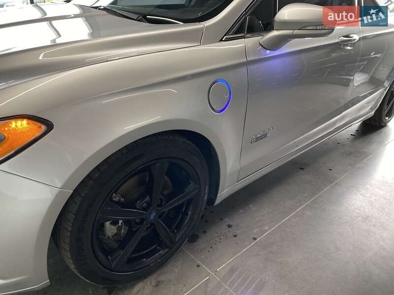 Седан Ford Fusion 2015 в Нововолинську фото 11 Седан Ford Fusion 2015 в Нововолинську