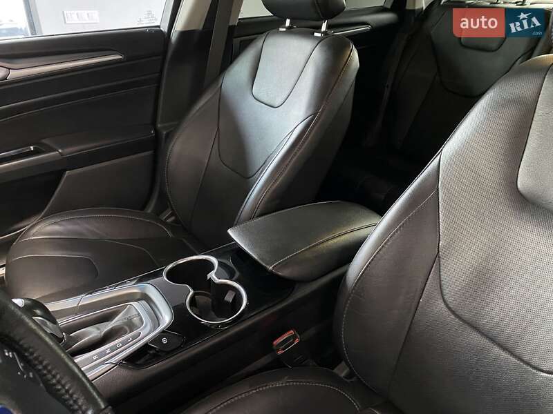 Седан Ford Fusion 2015 в Нововолинську фото 31 Седан Ford Fusion 2015 в Нововолинську