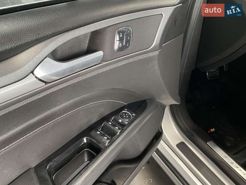 Седан Ford Fusion 2015 в Нововолинську фото 51 Седан Ford Fusion 2015 в Нововолинську