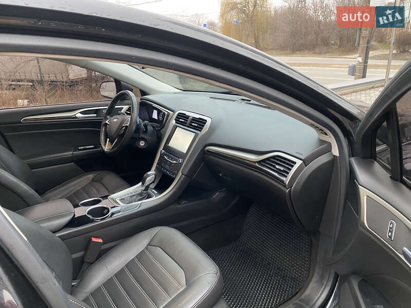 Седан Ford Fusion 2013 в Днепре