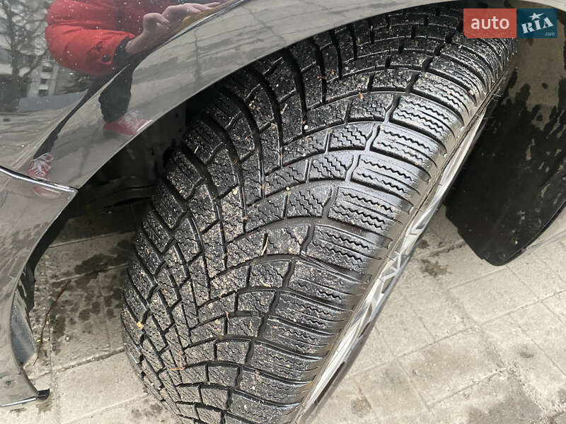 Седан Ford Fusion 2013 в Днепре